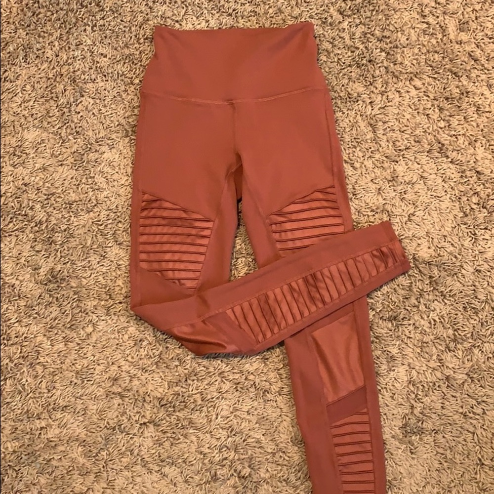 Alo yoga pants. Great condition